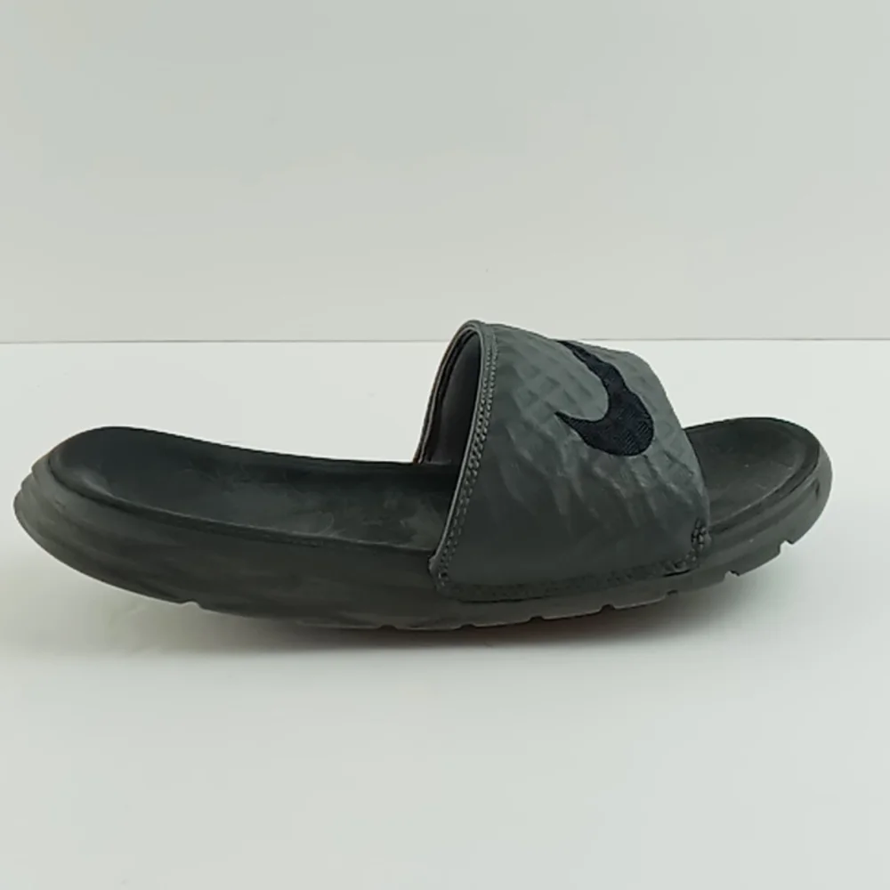 Nike Slip Ons
